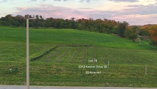 2312 Kestrel Drive SE, Cedar Rapids, IA 52403