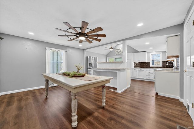 7642 W 220 SOUTH, Russiaville, IN 46979