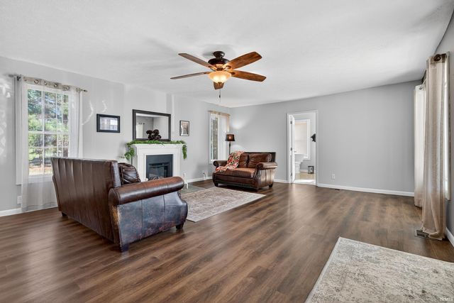 7642 W 220 SOUTH, Russiaville, IN 46979