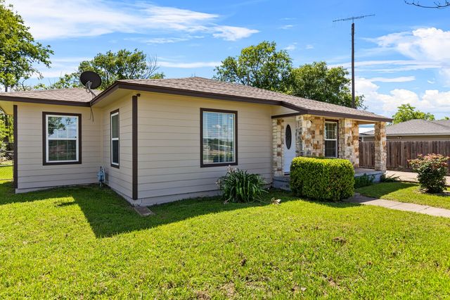 1709 Irving Lee Street, Waco, TX 76711