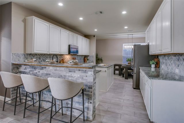 1040 Churchill Drive, Frisco, TX 75036