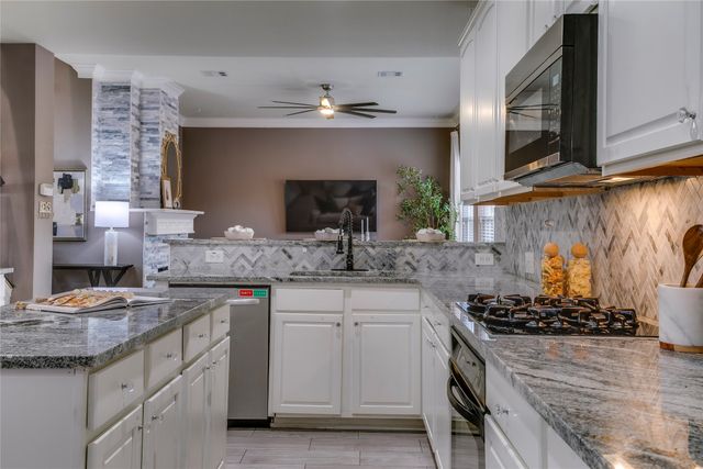 1040 Churchill Drive, Frisco, TX 75036