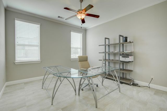 3077 Tradinghouse Creek Lane, League City, TX 77573