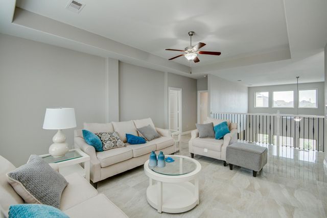 3077 Tradinghouse Creek Lane, League City, TX 77573