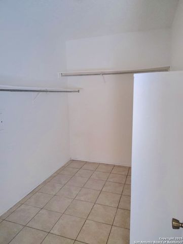 8147 Seldon, San Antonio, TX 78244