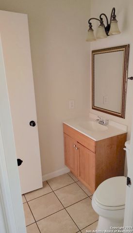 8147 Seldon, San Antonio, TX 78244
