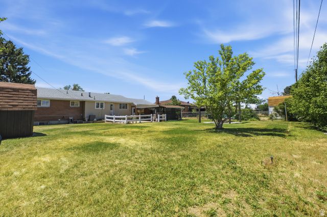 2212 W 5150 S, Roy, UT 84067