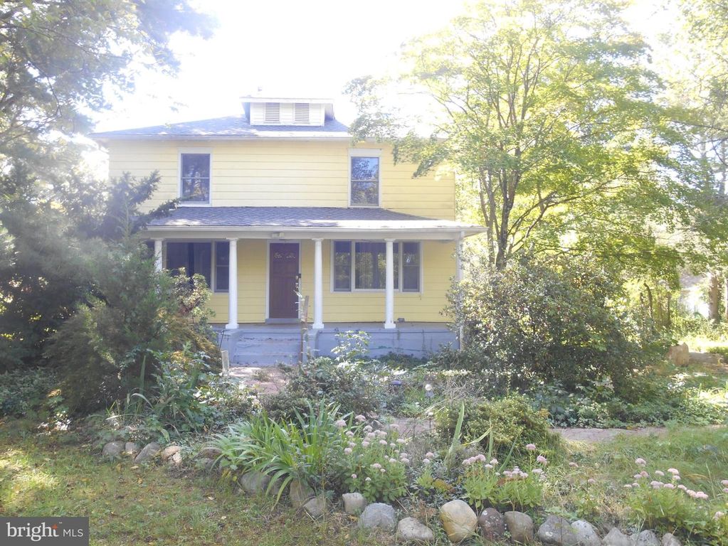 1002 N CHEW RD, HAMMONTON, NJ 08037 — exterior
