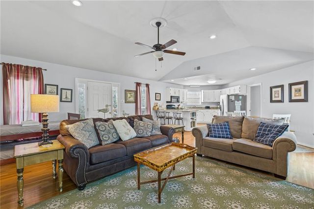 701 Cabana Beach Road, Gulf Shores, AL 36542