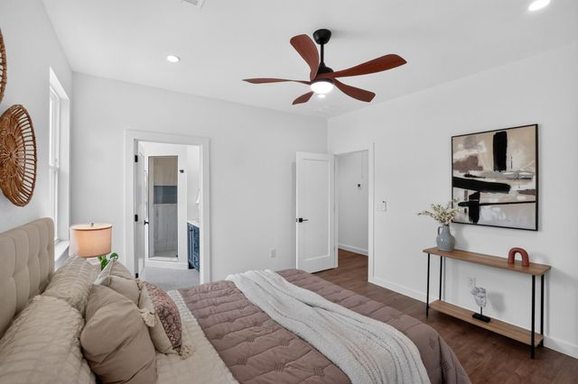 4200 Valley View RD B, Austin, TX 78704