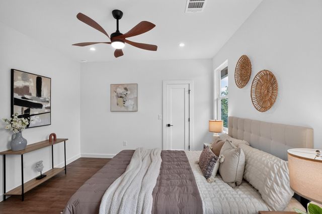 4200 Valley View RD B, Austin, TX 78704