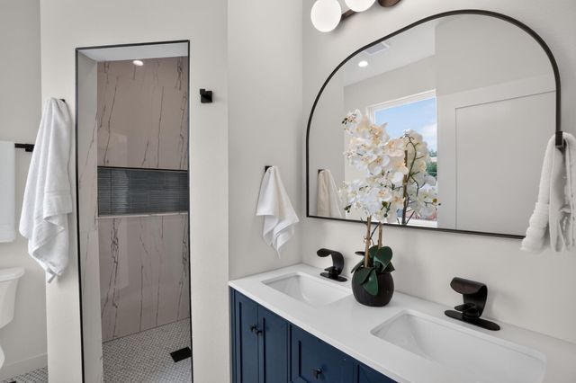 4200 Valley View RD B, Austin, TX 78704