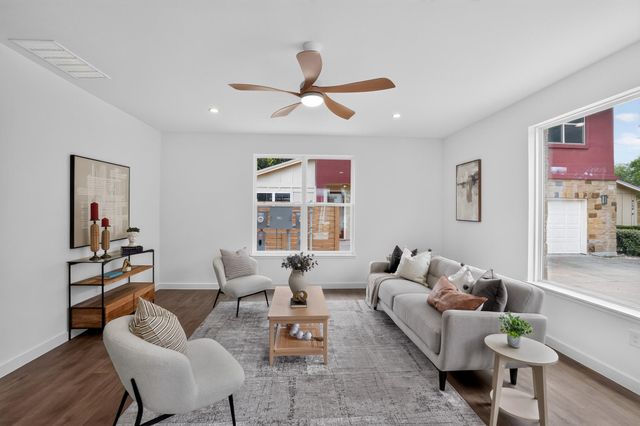 4200 Valley View RD B, Austin, TX 78704