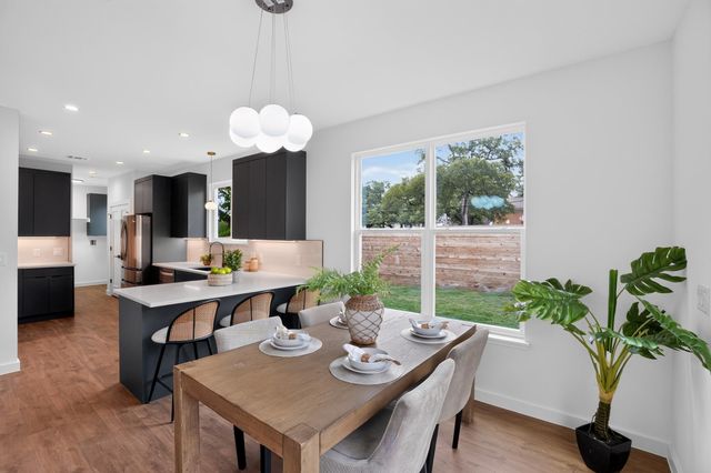 4200 Valley View RD B, Austin, TX 78704