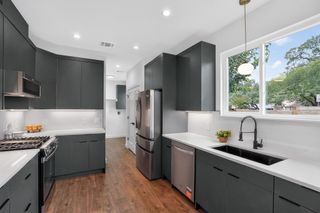 4200 Valley View RD B, Austin, TX 78704