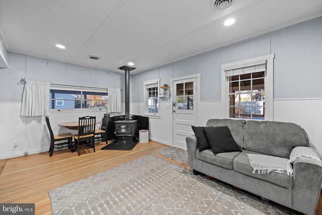 6015 POPLAR RD, St Leonard, MD 20685