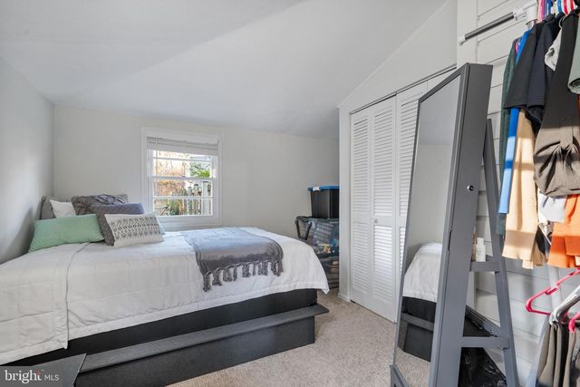 6015 POPLAR RD, St Leonard, MD 20685