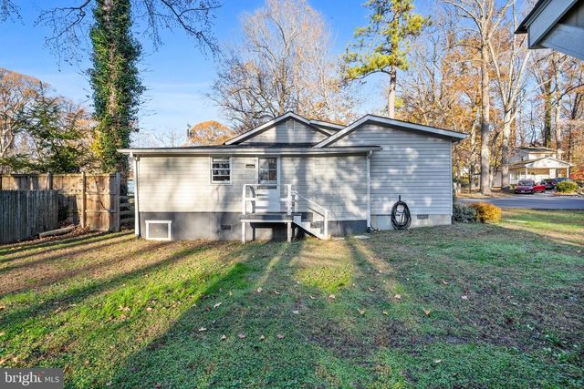 6015 POPLAR RD, St Leonard, MD 20685