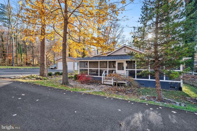 6015 POPLAR RD, St Leonard, MD 20685