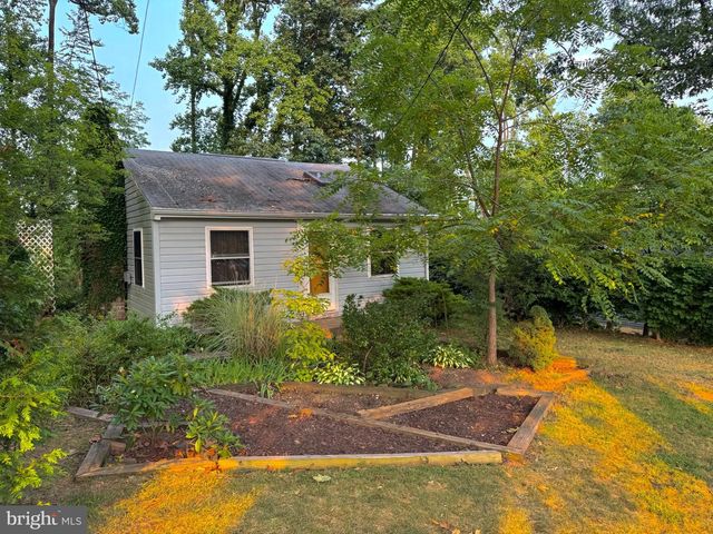 5718 BLACK ROCK RD, Glenville, PA 17329