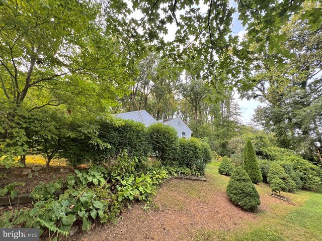 5718 BLACK ROCK RD, Glenville, PA 17329