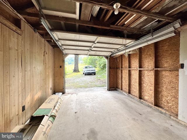 5718 BLACK ROCK RD, Glenville, PA 17329