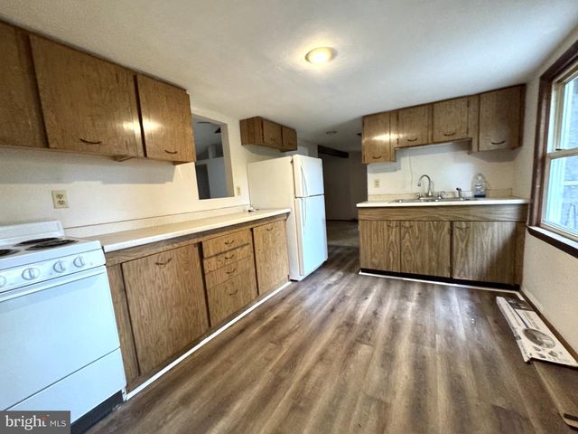 5718 BLACK ROCK RD, Glenville, PA 17329