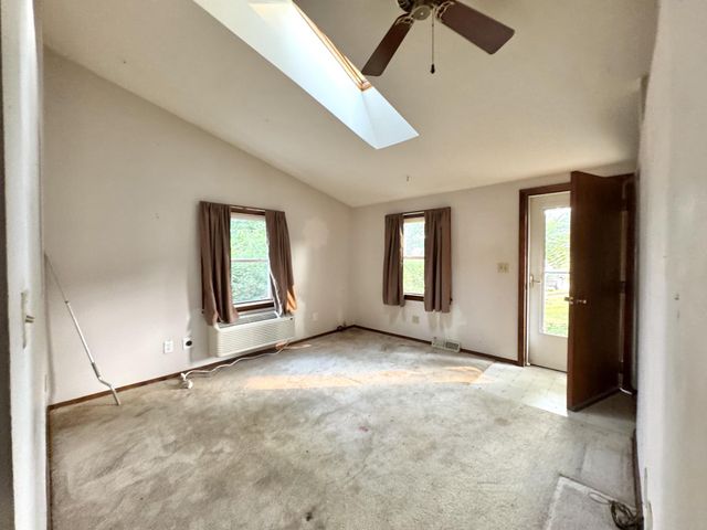 5718 BLACK ROCK RD, Glenville, PA 17329