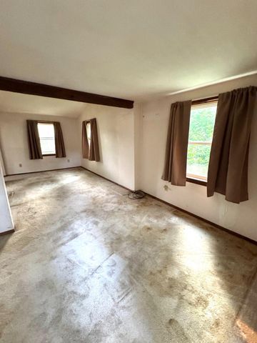 5718 BLACK ROCK RD, Glenville, PA 17329