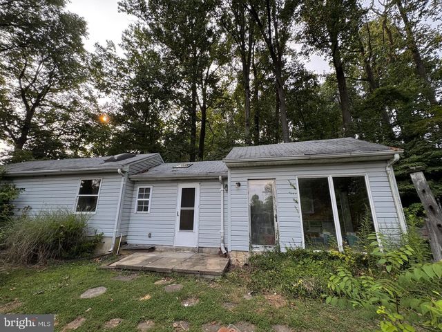 5718 BLACK ROCK RD, Glenville, PA 17329