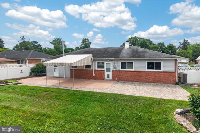 3129 SYCAMORE LN, Norristown, PA 19401
