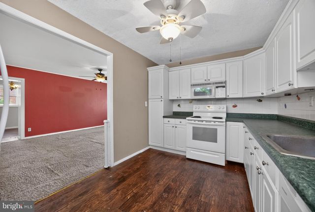 3129 SYCAMORE LN, Norristown, PA 19401
