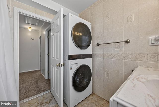 3129 SYCAMORE LN, Norristown, PA 19401