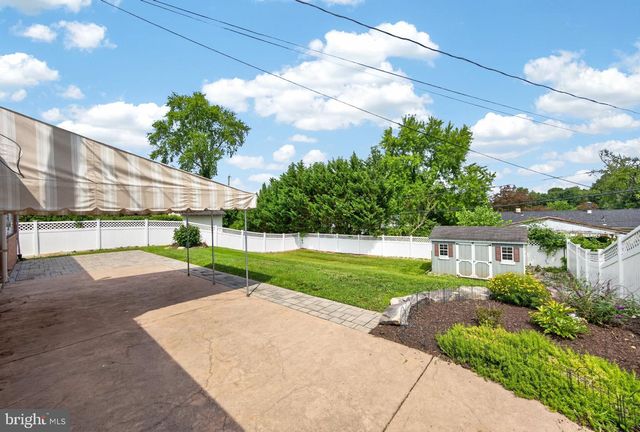 3129 SYCAMORE LN, Norristown, PA 19401