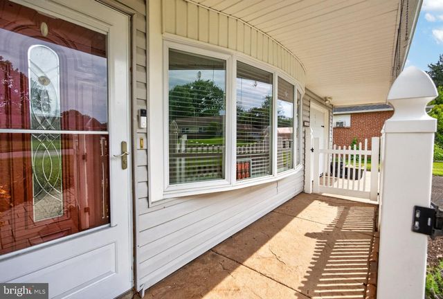 3129 SYCAMORE LN, Norristown, PA 19401