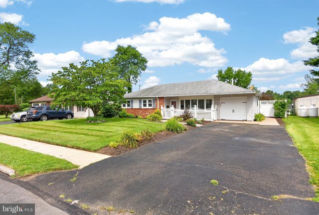 3129 SYCAMORE LN, Norristown, PA 19401