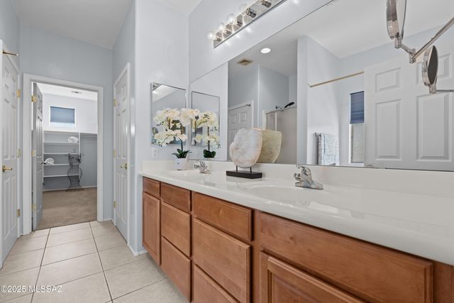 8151 S Placita Bilbao, Tucson, AZ 85747