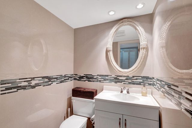 4201 S Ocean Boulevard K2, South Palm Beach, FL 33480