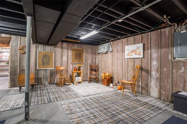 1206 3rd Avenue SE, Altoona, IA 50009