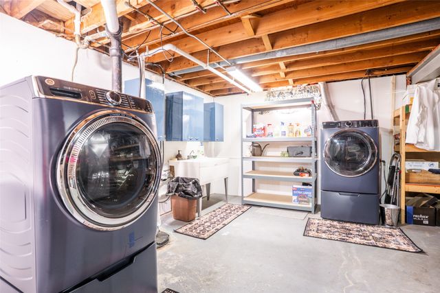 1206 3rd Avenue SE, Altoona, IA 50009