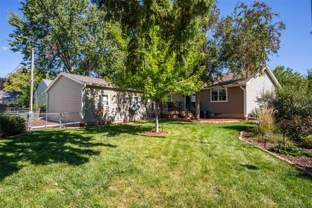 1206 3rd Avenue SE, Altoona, IA 50009