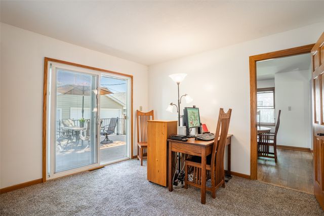 1206 3rd Avenue SE, Altoona, IA 50009