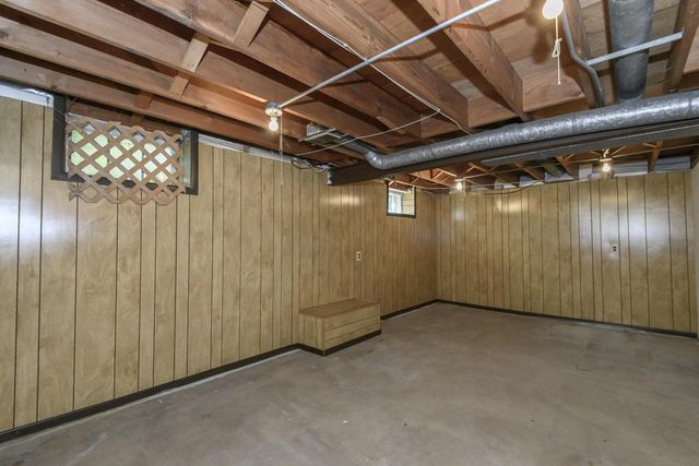 1520 Menomonee AVENUE, South Milwaukee, WI 53172