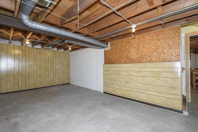 1520 Menomonee AVENUE, South Milwaukee, WI 53172