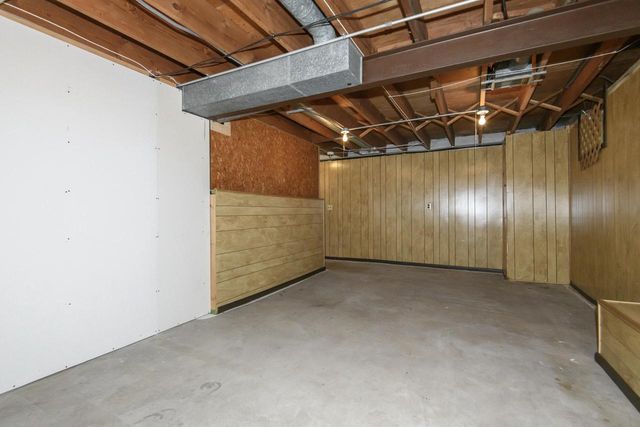 1520 Menomonee AVENUE, South Milwaukee, WI 53172