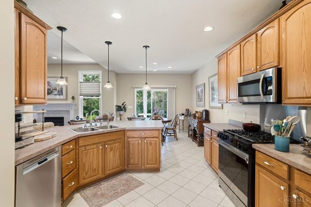 68 Bridgewater Drive, South Lebanon, OH 45065