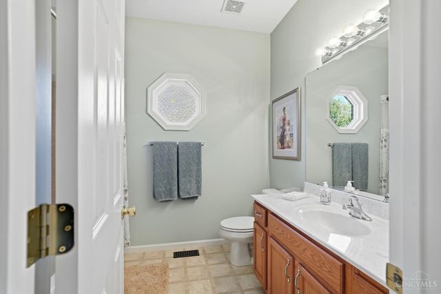 68 Bridgewater Drive, South Lebanon, OH 45065