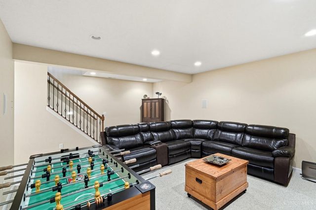 68 Bridgewater Drive, South Lebanon, OH 45065
