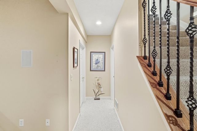 68 Bridgewater Drive, South Lebanon, OH 45065