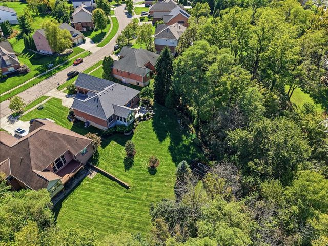 68 Bridgewater Drive, South Lebanon, OH 45065